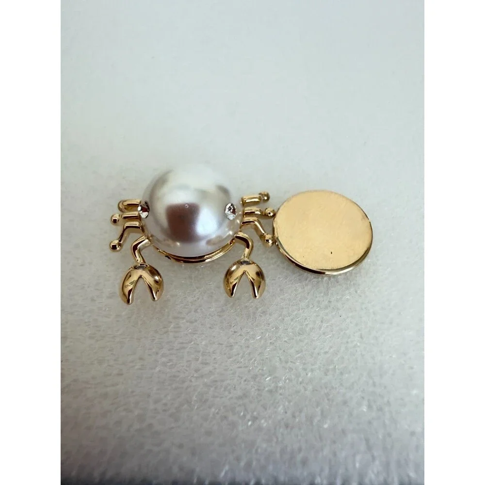 Gold Tone Pearl Crab Magnetic Brooch Scarf Clip Fridge Magnet Rhinestone